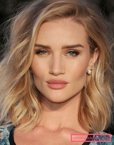Fashionable haircuts for girls on medium hair elongated square The most popular and fashionable haircuts for girls 2019