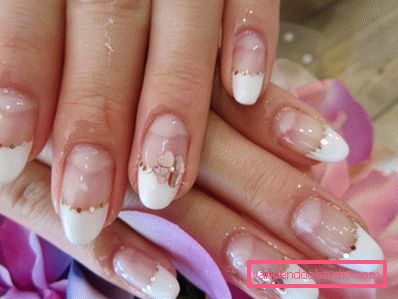 Fashionable white manicure