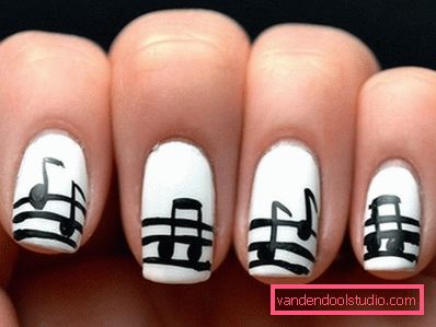 Fashionable white manicure