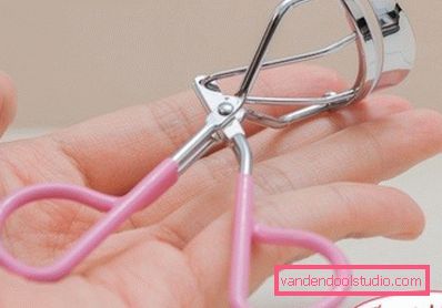 eyelash curler