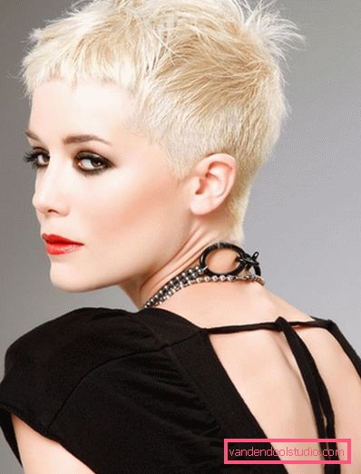 Haircut Pixie for short hair 2018 - 2019 - photos from all sides