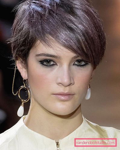 Haircut Pixie for short hair 2018 - 2019 - photos from all sides