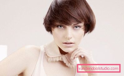girl with a haircut sesson girl with a haircut sesson
