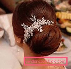 Wedding hairstyle high and low bun with a veil and without it
