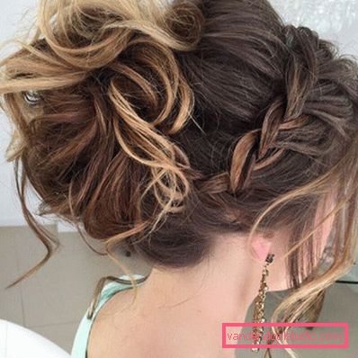 Wedding hairstyle high and low bun with a veil and without it