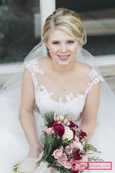 Wedding hairstyles with a veil on medium