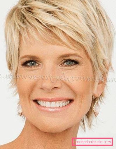 Top - 5 anti-aging haircuts for women 35