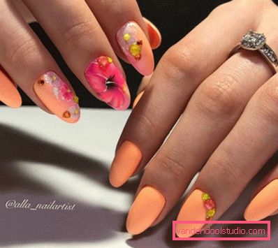 Manicure supernovae spring-summer 2019-2020 - fashion trends of seasonal nail design