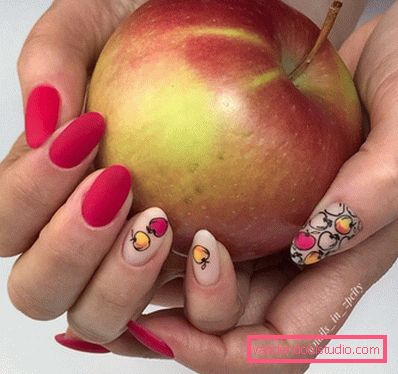Manicure supernovae spring-summer 2019-2020 - fashion trends of seasonal nail design