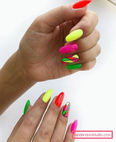 Manicure supernovae spring-summer 2019-2020 - fashion trends of seasonal nail design