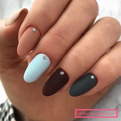 Manicure supernovae spring-summer 2019-2020 - fashion trends of seasonal nail design