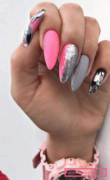 Manicure supernovae spring-summer 2019-2020 - fashion trends of seasonal nail design