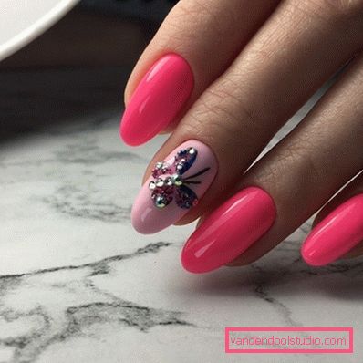 Manicure supernovae spring-summer 2019-2020 - fashion trends of seasonal nail design
