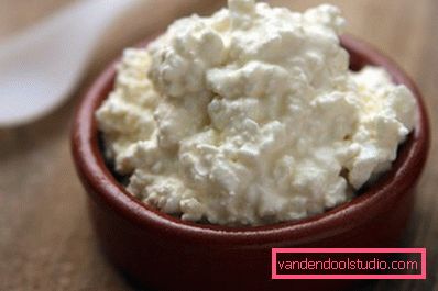 bowl of cottage cheese bowl of cottage cheese