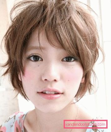Types of haircuts Cascade on short hair with bangs and without it