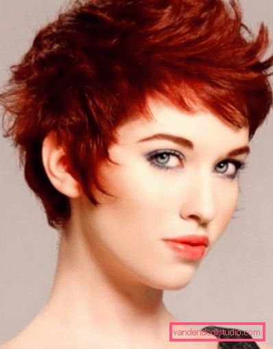 Types of haircuts Cascade on short hair with bangs and without it