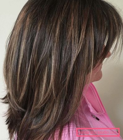 Women's haircuts for medium hair without styling