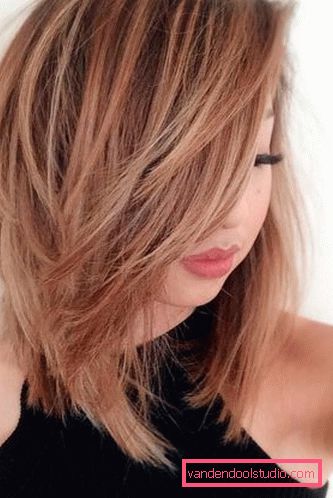 Women's haircuts for medium hair without styling